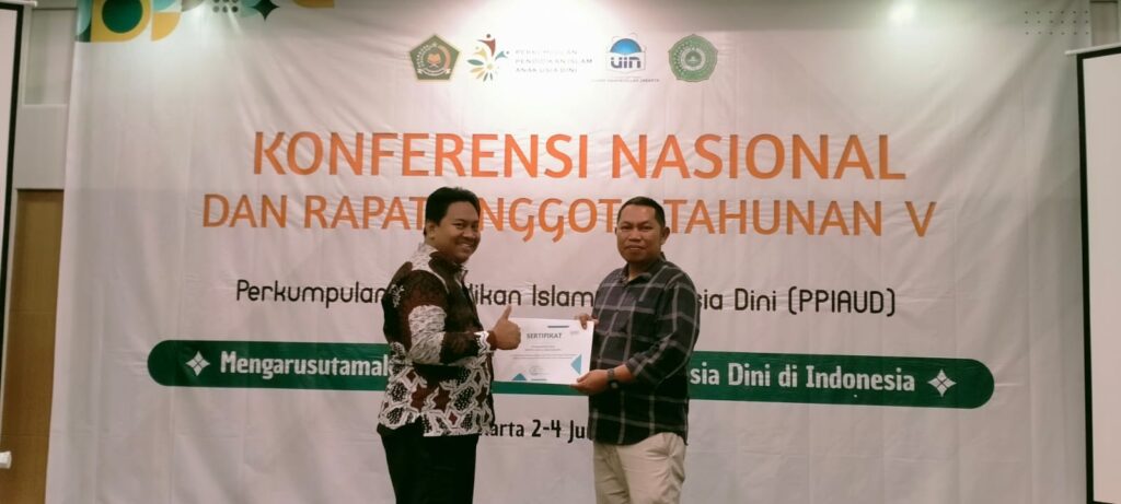 Prodi PIAUD UNUGIRI Raih Penghargaan PPIAUD Indonesia Award sebagai “Prodi Teladan Mutu Kategori Penelitian”