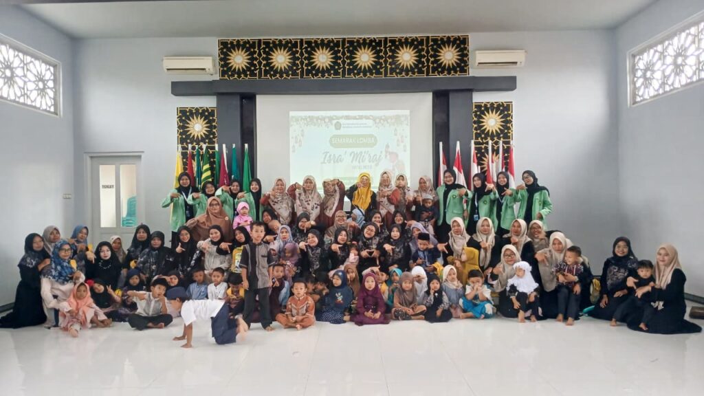 SEMARAK LOMBA PERINGATI ISRA’ MI’RAJ, PAUD ‘AISYIYAH TAKERHARJO BERKOLABORASI DENGAN MAHASISWA  AM PIAUD UNUGIRI