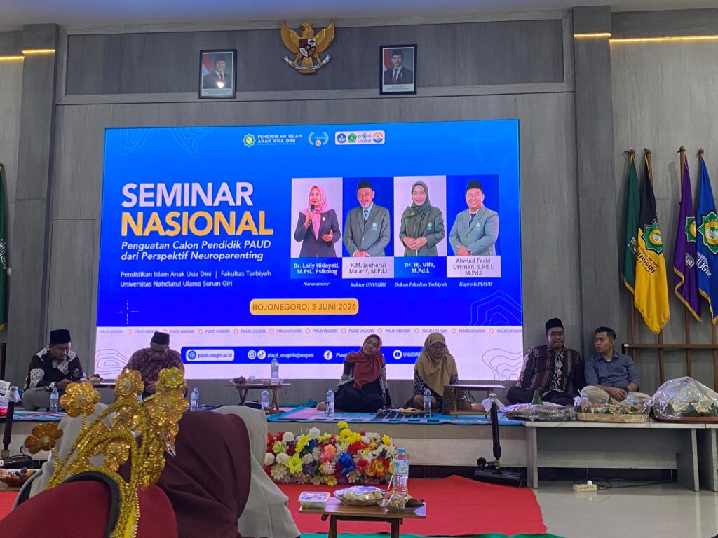 Resepsi Tasyakuran PIAUD Unggul, Pemotongan Belasan Tumpeng Jadi Simbol Rasa Syukur atas Capaian Akreditasi Unggul